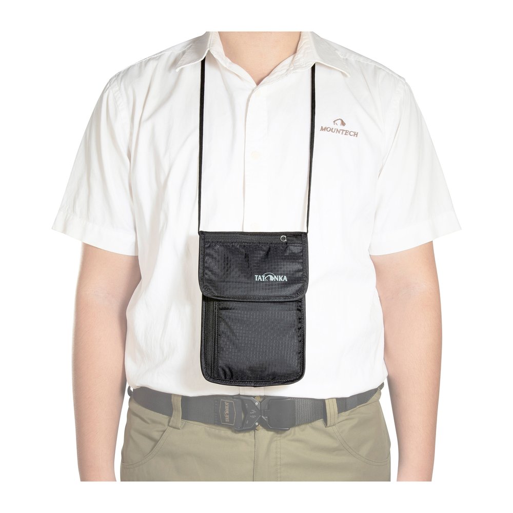 TATONKA Skin Neck Pouch - Brustbeutel mit weicher Rückseite & verstellbarem Band